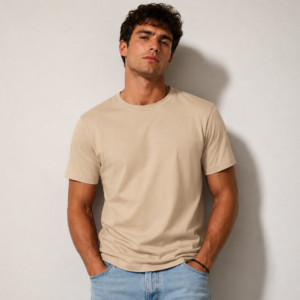 Ανδρικό βαμβακερό Μπεζ  t-shirt κοντομάνικο από 100% βαμβάκι, με regular fit γραμμή, απαλή υφή και άνετη εφαρμογή για κάθε μέρα. Ιδανικό για casual εμφανίσεις και διαθέσιμο σε 15 μοντέρνα χρώματα.