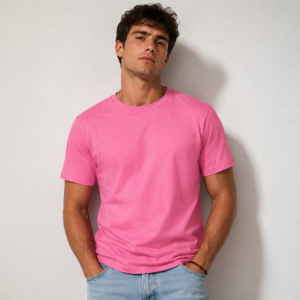 Ανδρικό Ροζ t-shirt από 100% βαμβάκι με regular fit εφαρμογή. Άνετο και ανθεκτικό για casual εμφανίσεις. Διαθέσιμο σε 15 χρώματα.